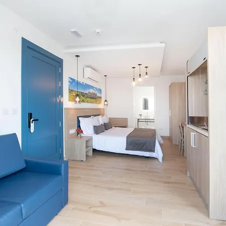 Georges Boutique Living