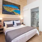 Georges Boutique Living