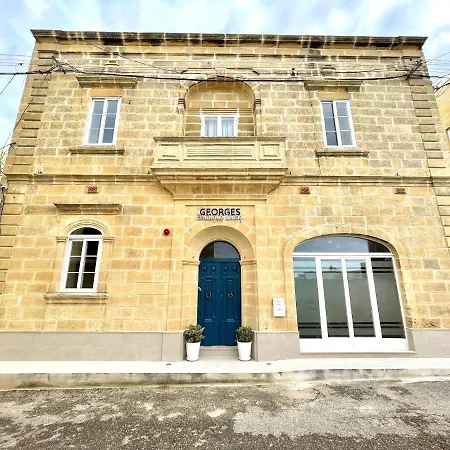 Georges Boutique Living 招待所 沙拉
