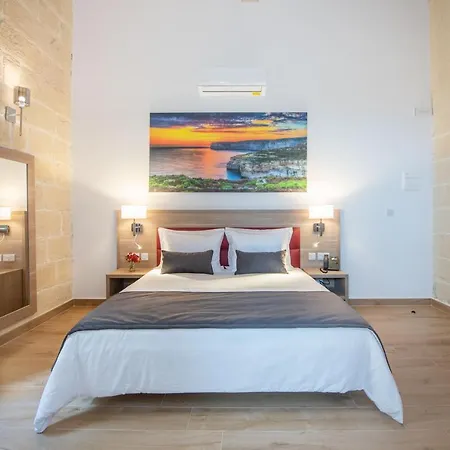 Πανσιόν Georges Boutique Living 4*