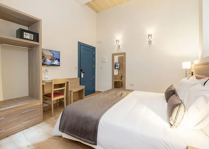 Guest house Georges Boutique Living 4*