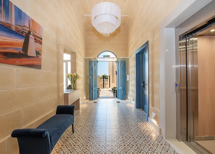 Georges Boutique Living Guest house 4*