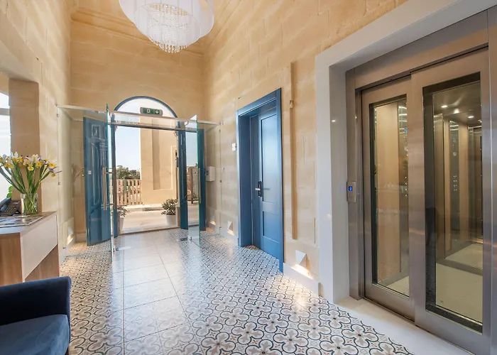 Georges Boutique Living 4*